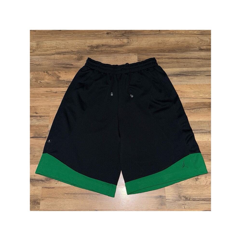 Y2K Air Jordan Green Black Baggy Vintage Basketball Size M 345069-012 Shorts - Picture 1 of 10